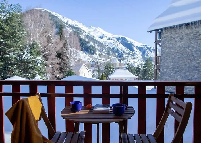 Апартаменты Tebarray ☆ Increibles Vistas, Terraza Y Garaje - Pirineos360 Сальент-де-Гальего